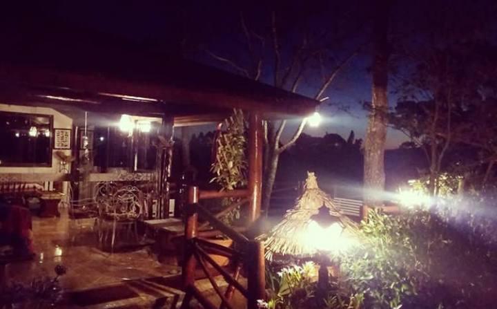 Casa Na Floresta Em Holiday home Campos do Jordao